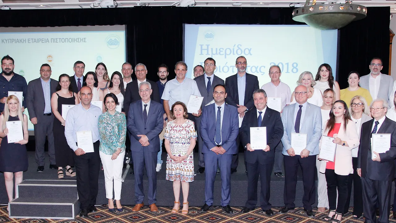 https://s3.amazonaws.com/a.storyblok.com/f/332895/1280X720/0771a73d43/ctrader-receives-award-for-following-iso-270012013-1748004834804.jpg